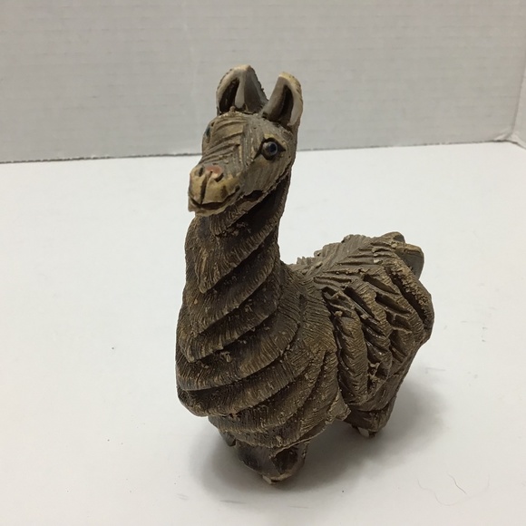 Artesania Rinconada Llama Figurine Carved Animal Collectible Art Uruguay Signed - Picture 1 of 8